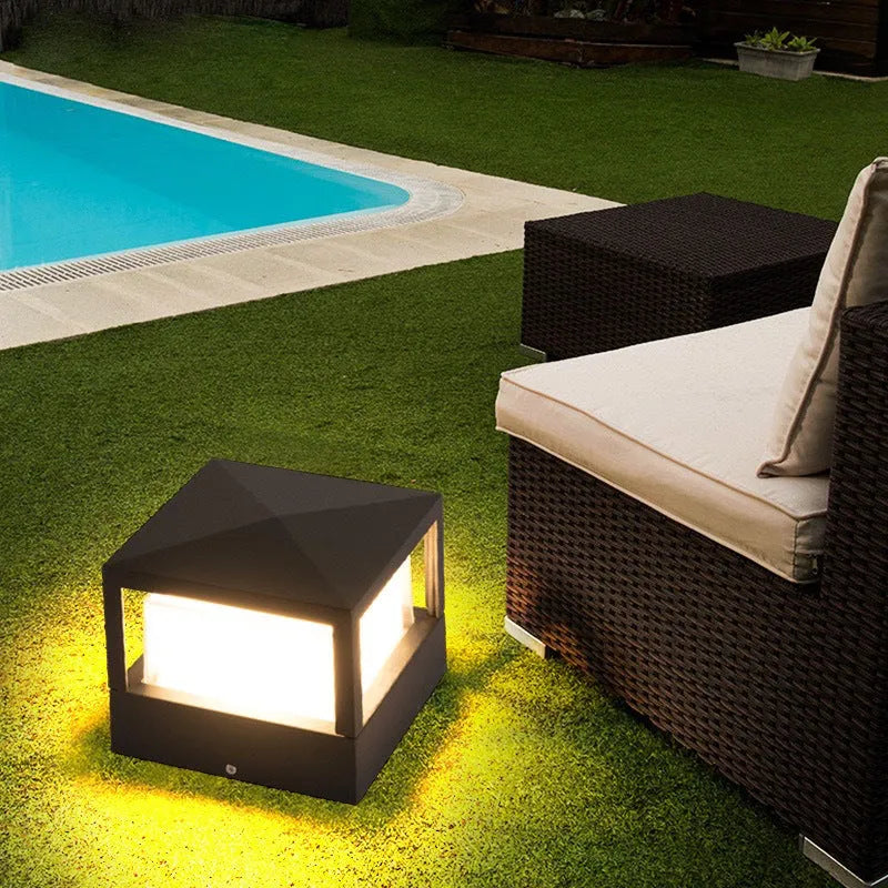 Modern LED Outdoor Garden Wall Light with Weatherproof Housing