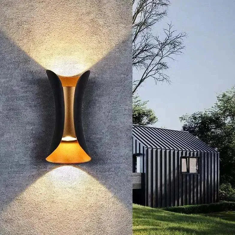 Outdoor LED Wall Light with IP65 Waterproof Rating