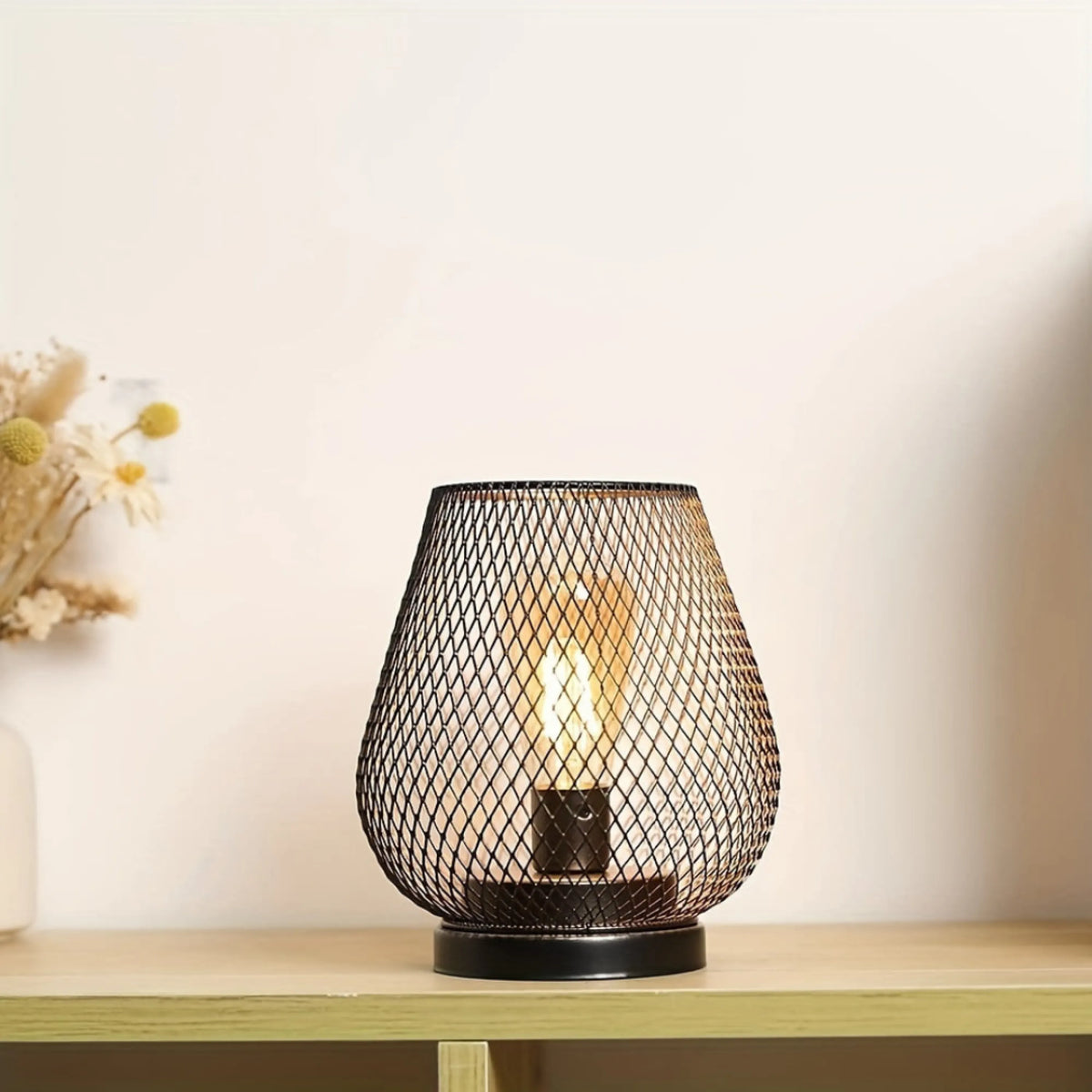 Wireless LED Lantern with Adjustable Brightness