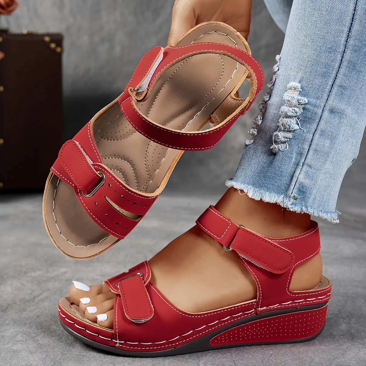 Women's Comfortable Ergonomic Sandals with Adjustable Straps
