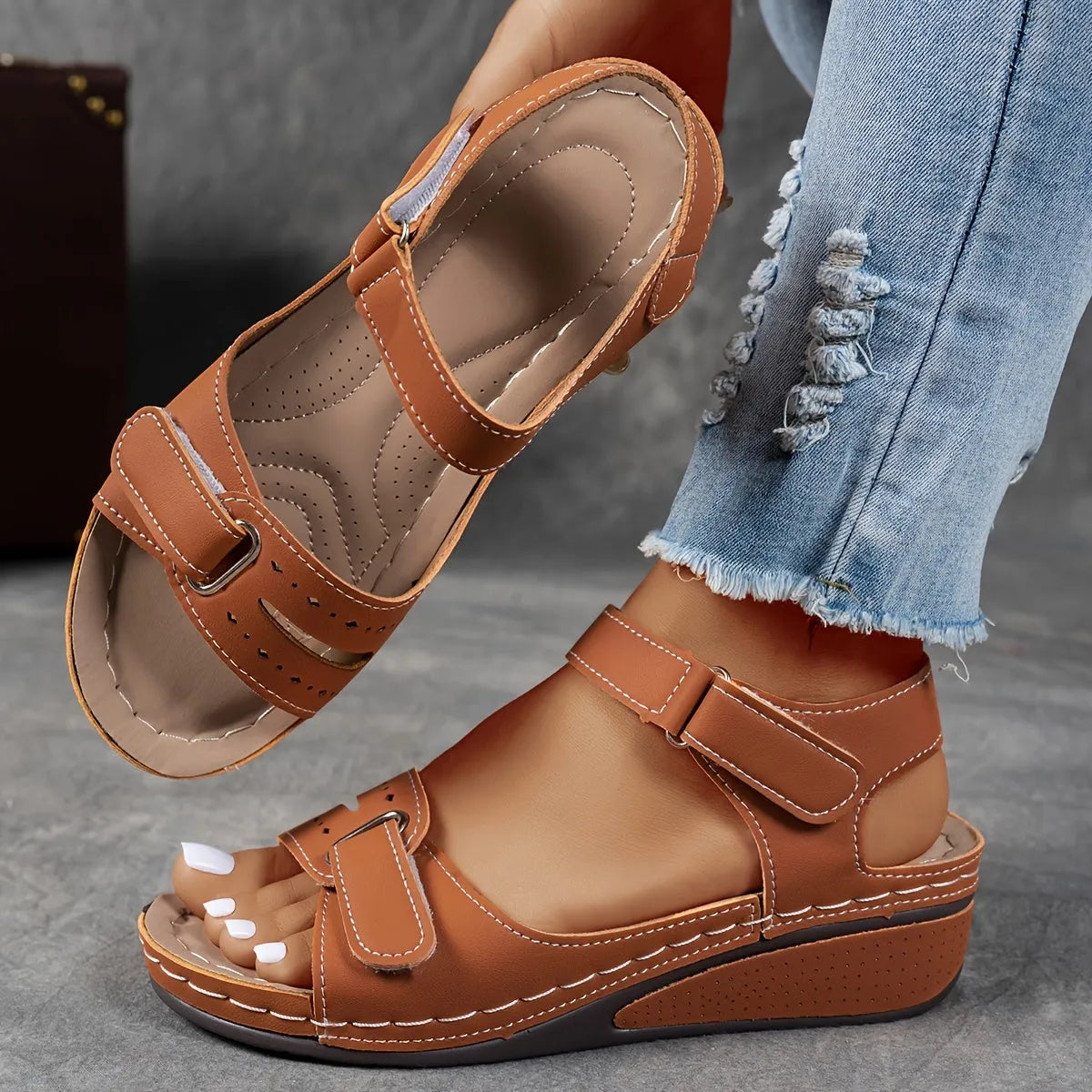 Women's Comfortable Ergonomic Sandals with Adjustable Straps