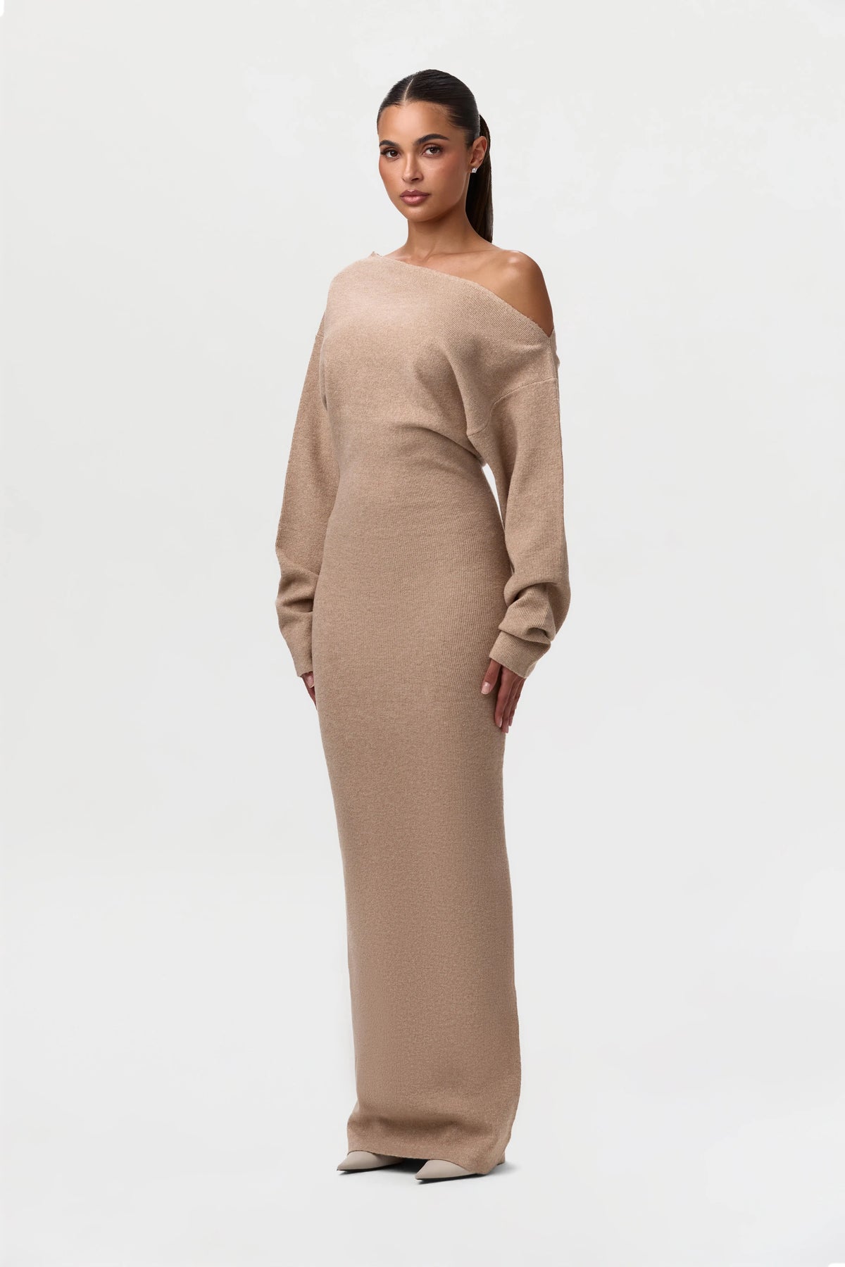 Women's Elegant Knit Maxi Dress with Off-Shoulder Neckline