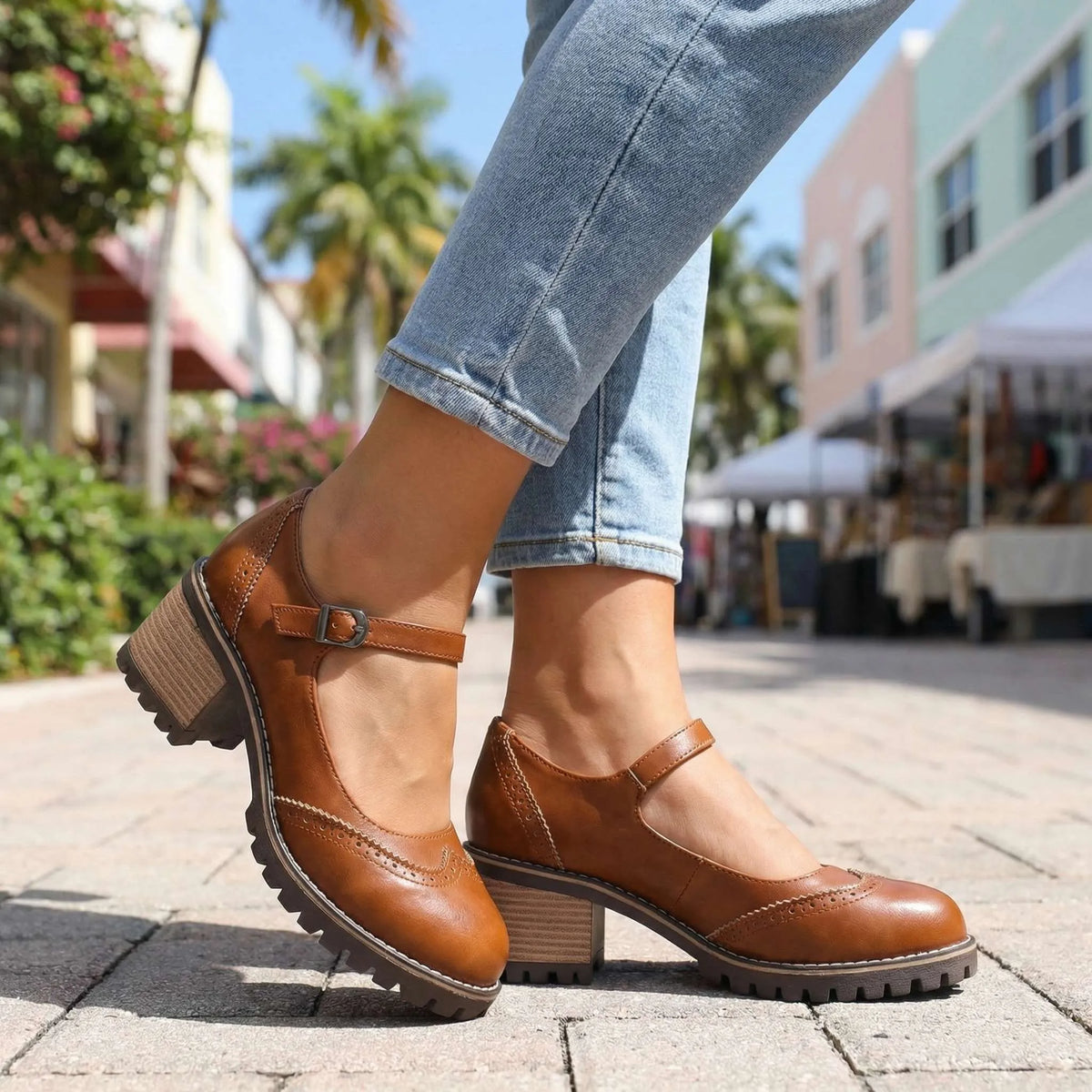 Women's Vintage Mary Jane Block Heels with Adjustable Strap
