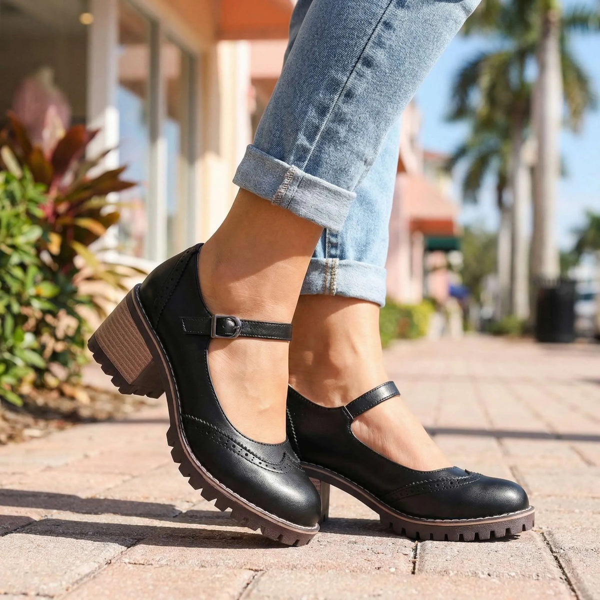 Women's Vintage Mary Jane Shoes with Adjustable Strap
